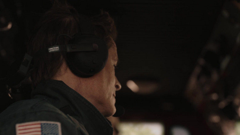 Firecom Headsets in 9-1-1 Lone Star S04E02 The New Hot Mess (2023)