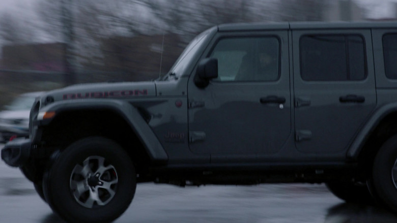 Jeep Wrangler Rubicon Car in Chicago P.D. S10E13 The Ghost in You (1)