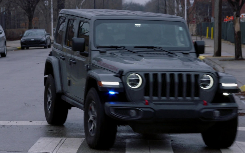Jeep Wrangler Rubicon Car in Chicago P.D. S10E13 The Ghost in You (2)