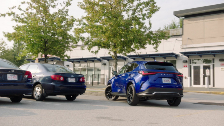 Lexus NX Blue Car in A Million Little Things S05E01 The Last Dance (1)