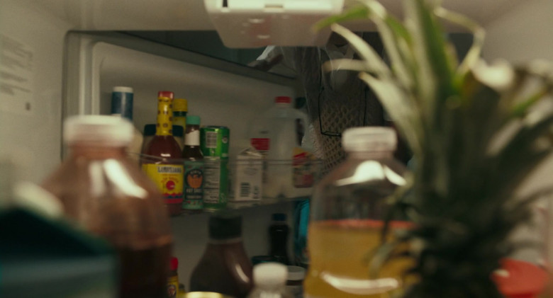 Louisiana Hot Sauce and Siete Foods Hot Sauce in A Man Called Otto (2022)