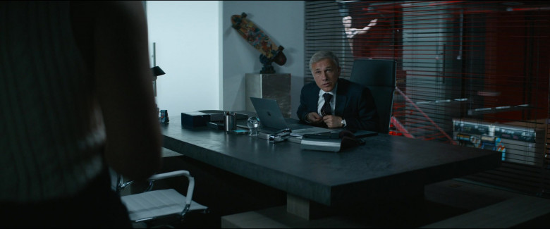 Microsoft Surface Laptop Used by Christoph Waltz as Regus Patoff in The Consultant S01E06 Glass (3)