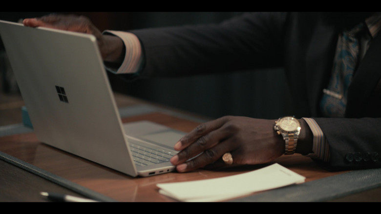 Microsoft Surface Laptop in Bel-Air S02E03 Compromised (1)