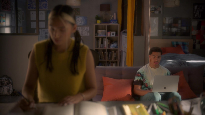 Microsoft Surface Laptop of Marcus Scribner as Andre ‘Junior' Johnson in Grown-ish S05E12 Big Drip (2)