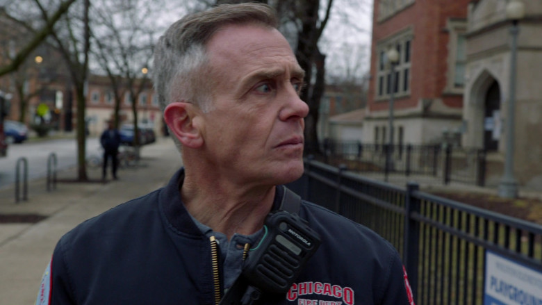 Motorola Radio in Chicago Fire S11E13 The Man of the Moment (3)