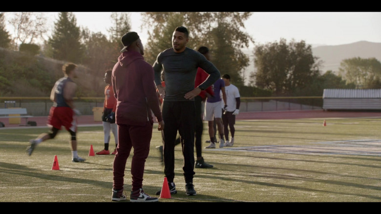 Nike Men's Sneakers in All American S05E11 Time 2023 (1)