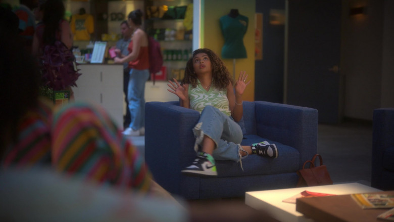 Nike Sneakers in Grown-ish S05E15 The A Team (1)