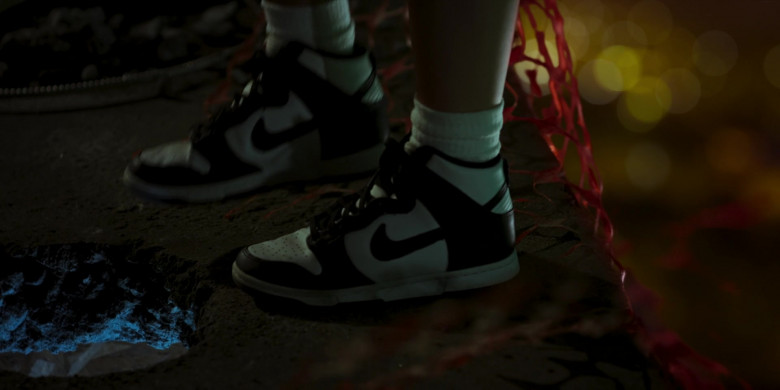 Nike Sneakers in Wolf Pack S01E03 Origin Point (2)