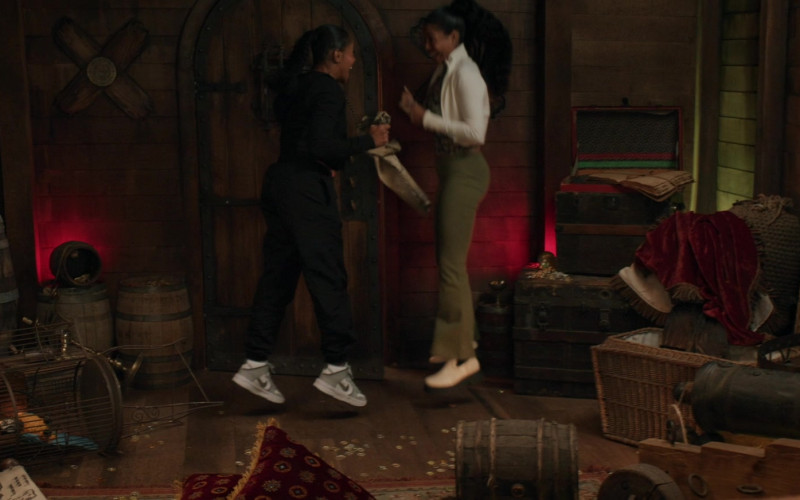 Nike Women's Sneakers in All American Homecoming S02E10 Dance With My Father (2023)