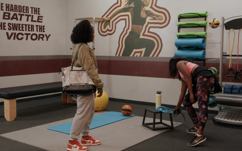 Nike Women's Sneakers in All American Homecoming S02E11 I Can Tell (2023)