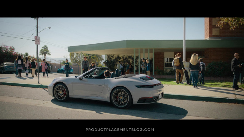 Porsche 911 Cabriolet White Car Driven by Ashton Kutcher as Peter in Your Place or Mine 2023 Movie (4)