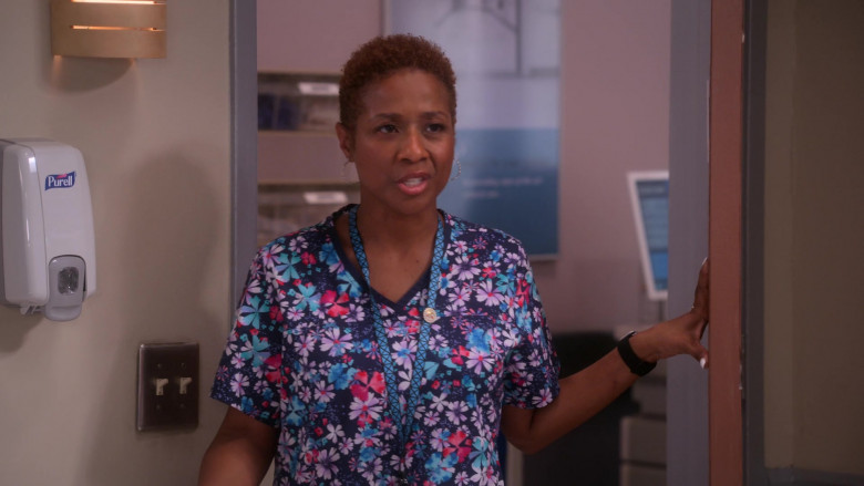 Purell Hand Sanitizer Dispensers in The Upshaws S03E07 Heart Matters (5)