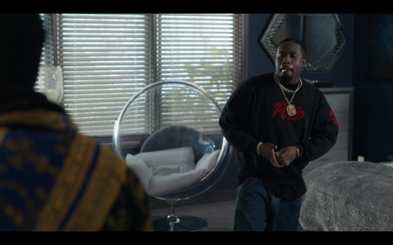 Ralph Lauren Sweatshirt in Wu-Tang An American Saga S03E02 All I Need (2023)