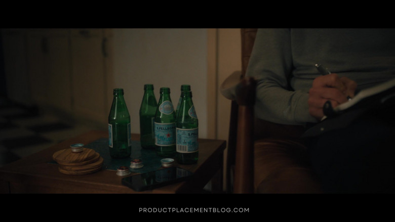San Pellegrino (S.Pellegrino) Mineral Water Enjoyed by Ashton Kutcher as Peter in Your Place or Mine 2023 Movie (2)