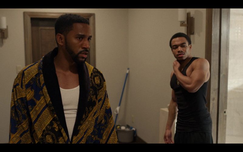 Versace Men's Bathrobe in Wu-Tang: An American Saga S03E02 "All I Need" (2023)