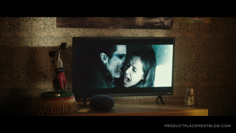 Vizio TV in We Have a Ghost (2)