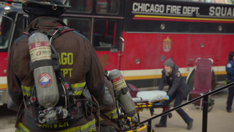 3M Scott SCBA in Chicago Fire S11E17 The First Symptom (4)