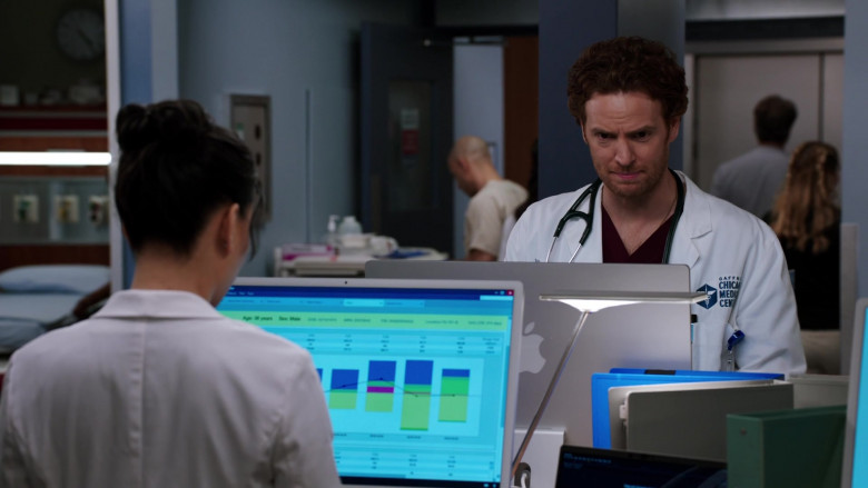 Apple iMac Computers in Chicago Med S08E15 Those Times You Have to Cross the Line (4)