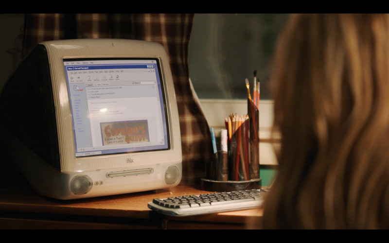 Apple iMac G3 AIO Computer in Up Here S01E07 Baggage (2)