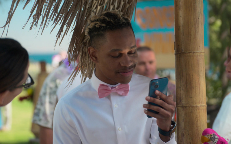 Apple iPhone Smartphone Used by Tyrel Jackson Williams as Sackson in Party Down S03E04 KSGY-95 Prizewinner's Luau (2023)