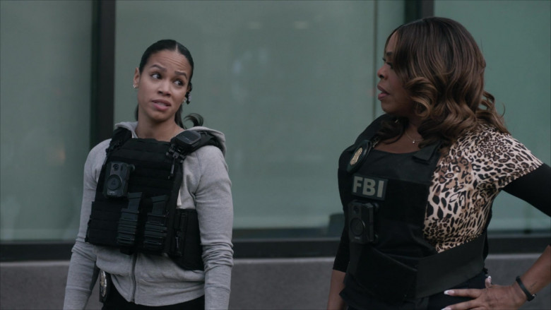 Axon Bodycams in The Rookie Feds S01E18 Seeing Red (3)