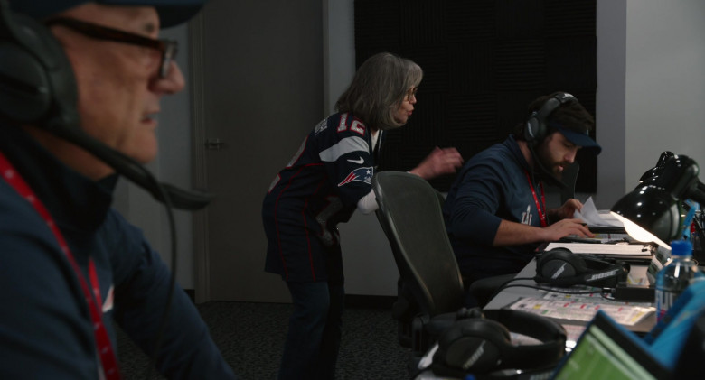 Bose Headsets and Fiji Water in 80 for Brady 2023 Movie (2)