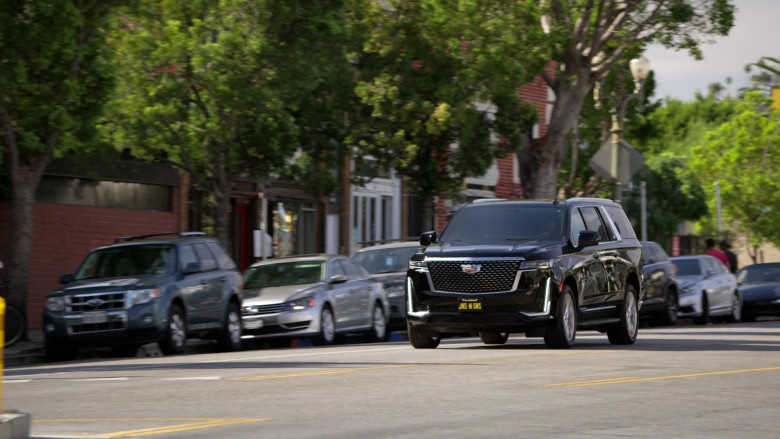 Cadillac Escalade SUV in Grand Crew S02E01 Wine & Traffic (1)