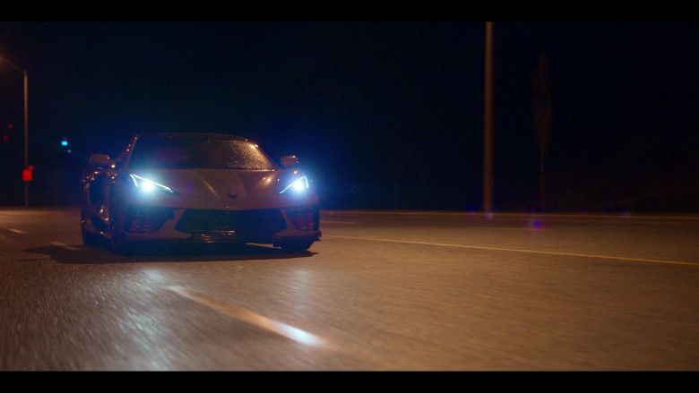 Chevrolet Corvette Cars in SexLife S02E05 Future Starts Today (7)