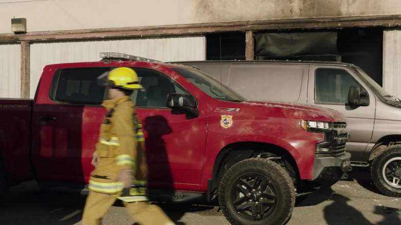 Chevrolet Silverado 1500 LTZ Z71 Red Car in 9-1-1 Lone Star S04E06 This Is Not a Drill (2023)
