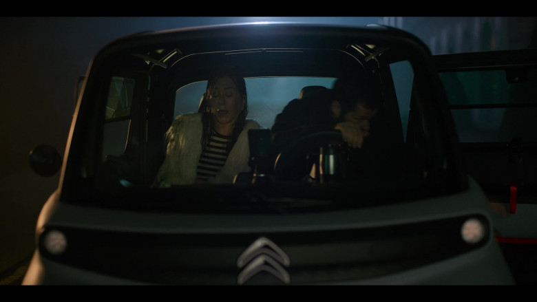 Citroën AMI Car Driven by Adam Sandler as Nick Spitz in Murder Mystery 2 (2)