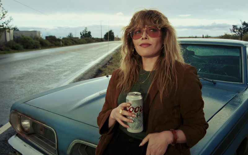 Coors Light Beer Enjoyed by Natasha Lyonne as Charlie Cale in Poker Face S01E10 "The Hook" (2023)