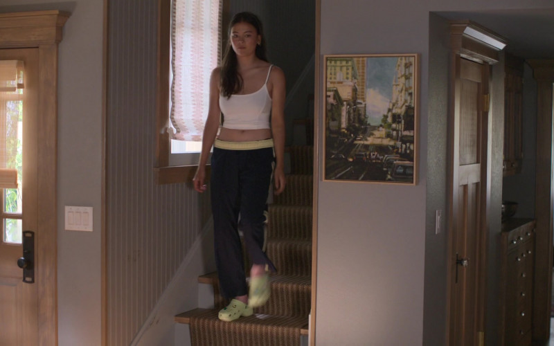 Crocs Shoes Worn by Lukita Maxwell as Alice in Shrinking S01E07 Apology Tour (2023)