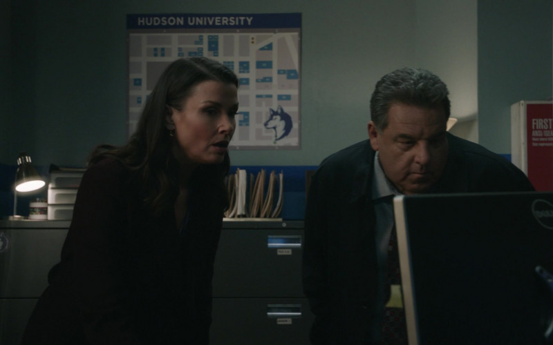 Dell Monitors in Blue Bloods S13E15 Close to Home (3)