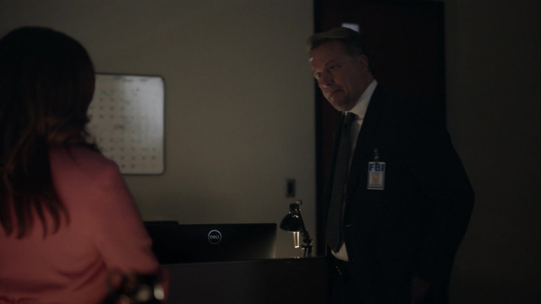 Dell Monitors in The Rookie Feds S01E19 Burn Run (13)