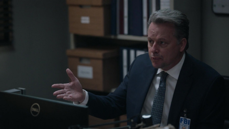 Dell Monitors in The Rookie Feds S01E19 Burn Run (5)