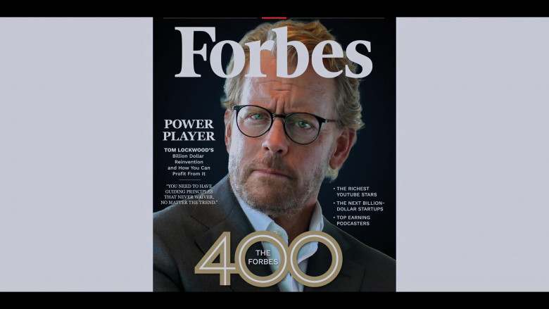 Forbes Magazine in You S04E07 Good Man, Cruel World (2023)