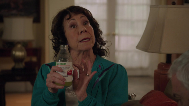 Gatorade Drink in The Goldbergs S10E17 A Flyer's Path to Victory (1)