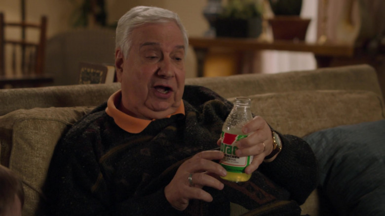 Gatorade Drink in The Goldbergs S10E17 A Flyer's Path to Victory (2)