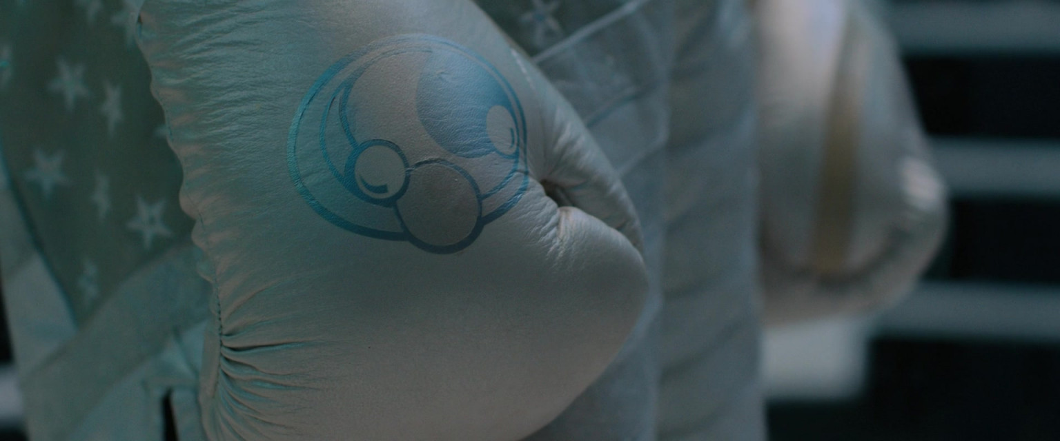 Grant Boxing Gloves In Creed III (2023)