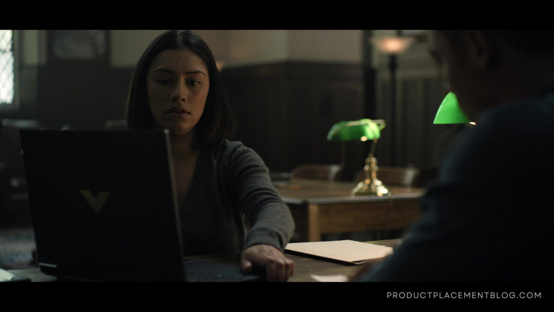 HP Victus Gaming Laptop Used by Luciane Buchanan as Rose Larkin in The Night Agent S01E05 The Marionette (2)