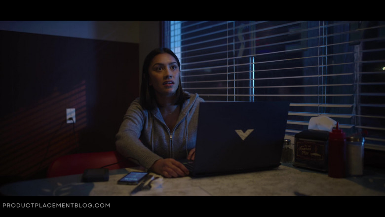 HP Victus Laptop Used by Luciane Buchanan as Rose Larkin in The Night Agent S01E03 The Zookeeper (1)