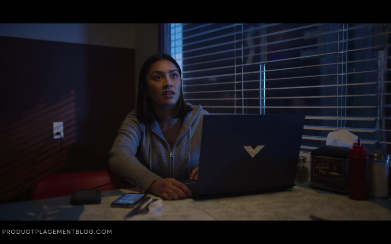 HP Victus Laptop Used by Luciane Buchanan as Rose Larkin in The Night Agent S01E03 The Zookeeper (1)
