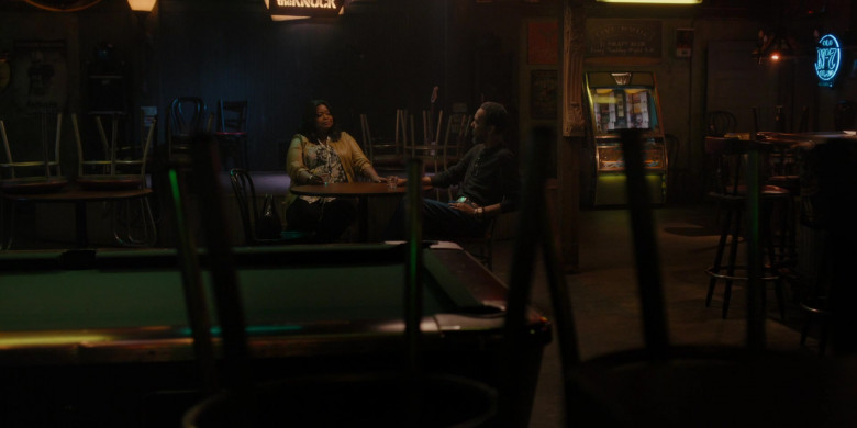Jack Daniel’s Old N7 Whisky Neon Sign in Truth Be Told S03E09 Only Little Secrets (2023)