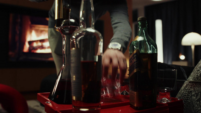 Johnnie Walker Blue Label Scotch Whisky in Poker Face S01E09 Escape from Shit Mountain (2023)