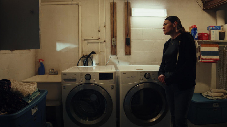 LG Washer & Dryer Set in Poker Face S01E10 The Hook (2)