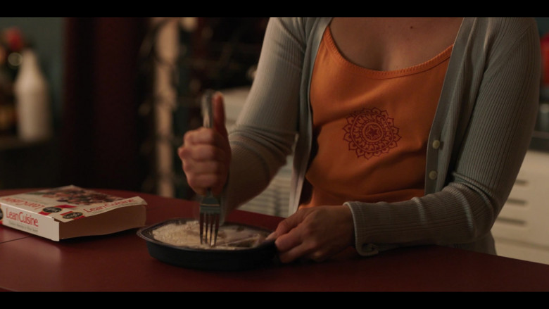 Lean Cuisine Frozen Dinner Enjoyed by Mae Whitman as Lindsay in Up Here S01E02 Miguel (1)