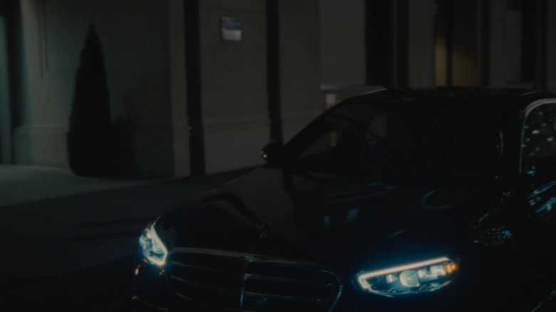 Mercedes Benz S-Class Car in Succession S04E01 The Munsters (2)