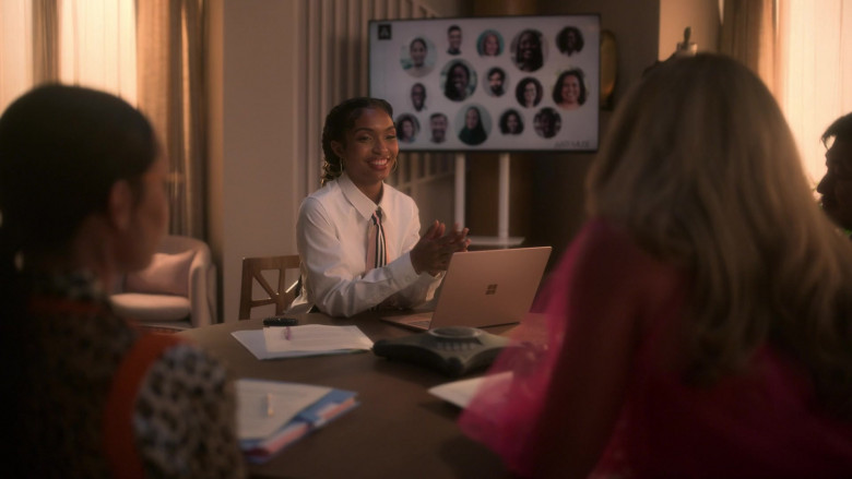 Microsoft Surface Laptop Used by Yara Shahidi as Zoey Johnson in Grown-ish S05E18 Cash In Cash Out (2)