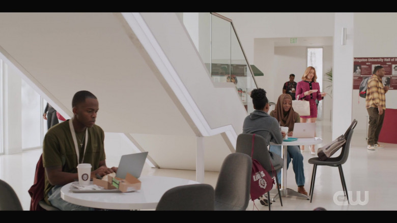 Microsoft Surface Laptops in All American Homecoming S02E13 Lose to Win (4)