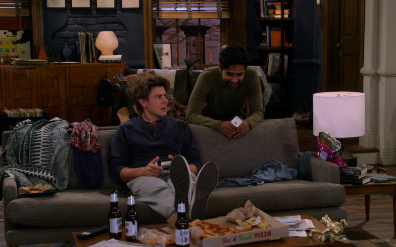 Miller Lite, Apple iPhone and Wise Snacks in How I Met Your Father S02E07 A Terrible, Horrible, No Good, Very Bad Valentine's Day (1)